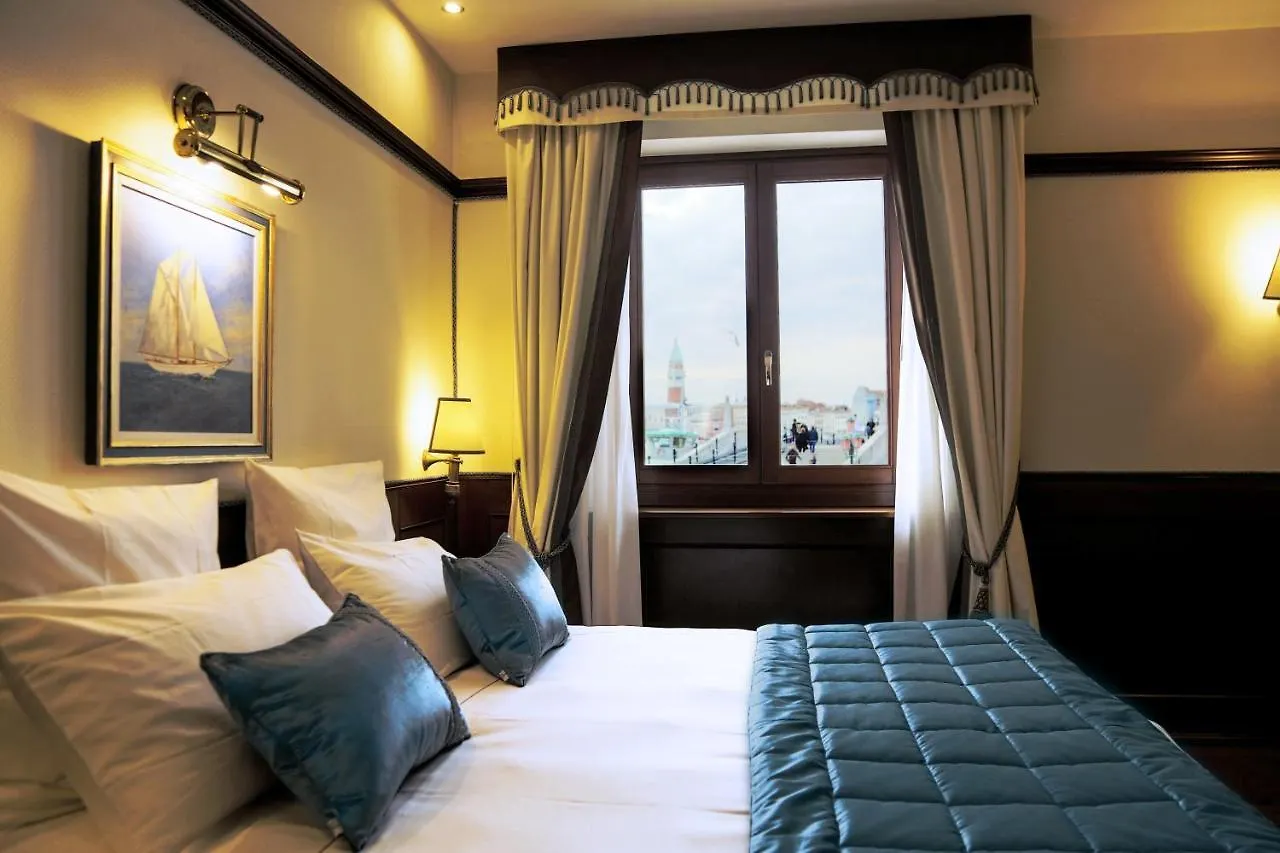 ****  Hotel Bucintoro Venice Italy