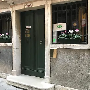Le Due Corone Nocleg ze śniadaniem