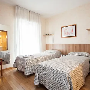 *** Hotel apartamentowy Desenzano Włochy