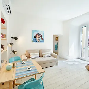 Apartment Buro Bed & Relax 