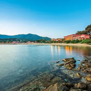 Del Golfo Отель Проккио