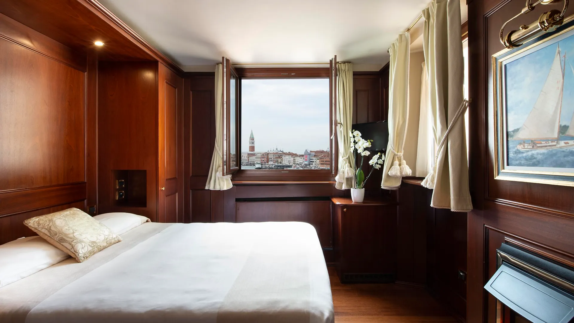 Hotel Bucintoro Венеция