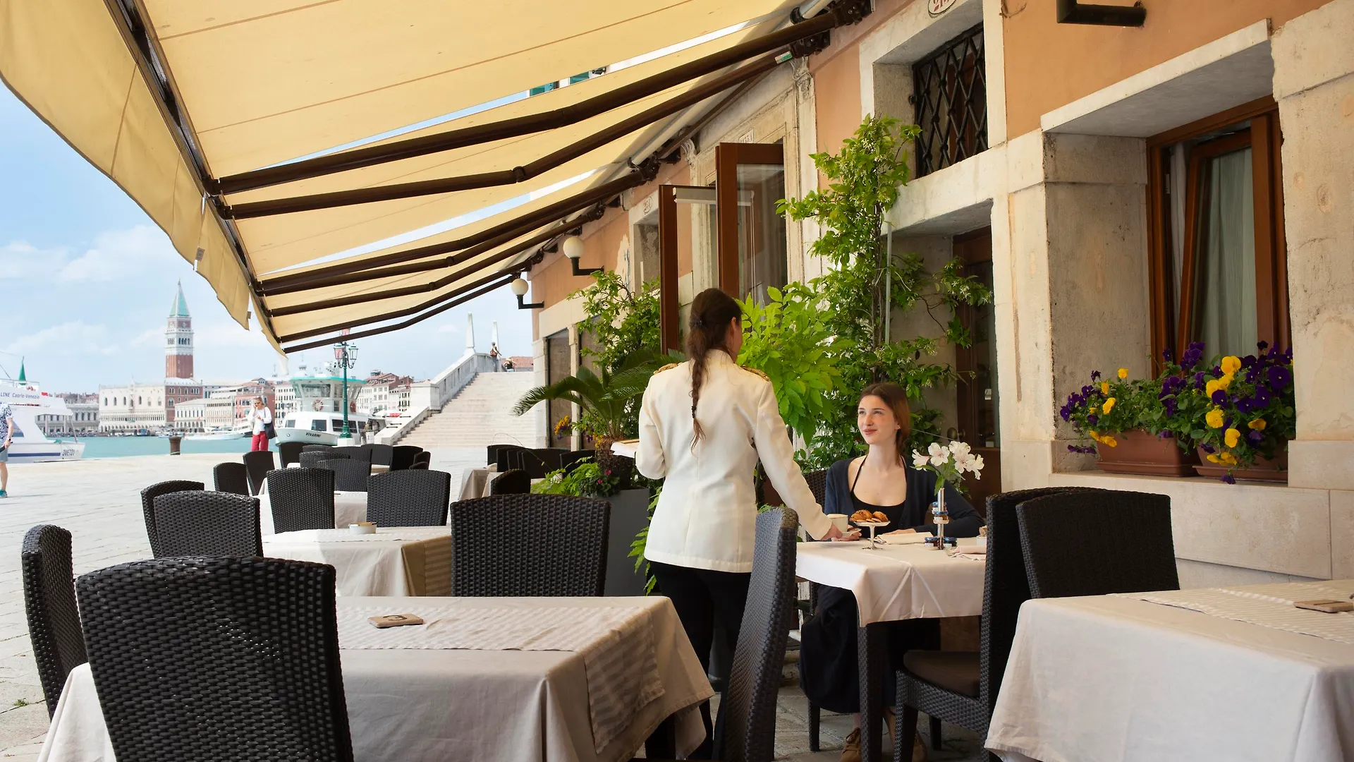 Hotel Bucintoro Венеция 4*,  Италия