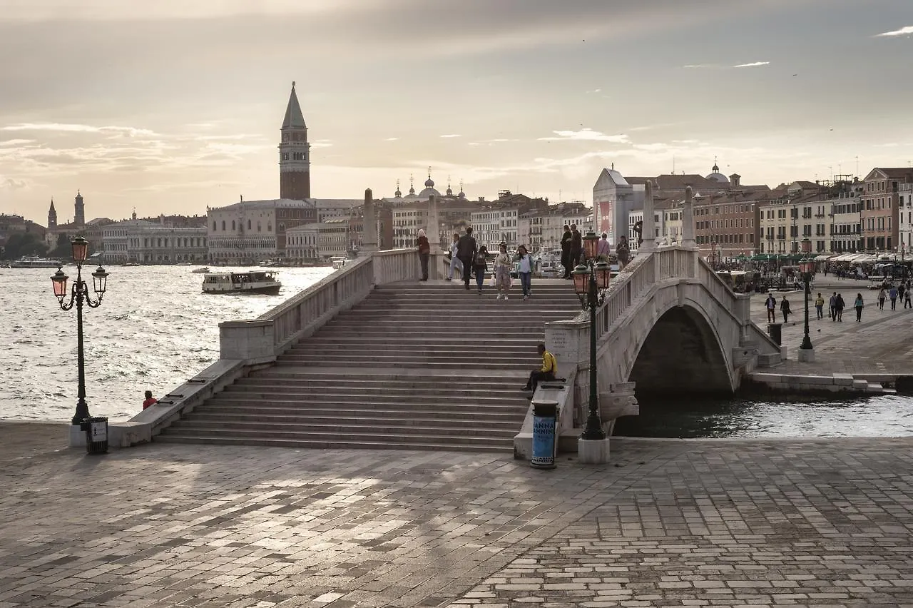 Hotel Bucintoro Venice
