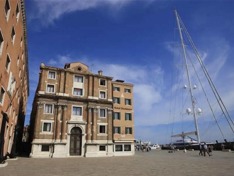 Hotel Bucintoro Венеция